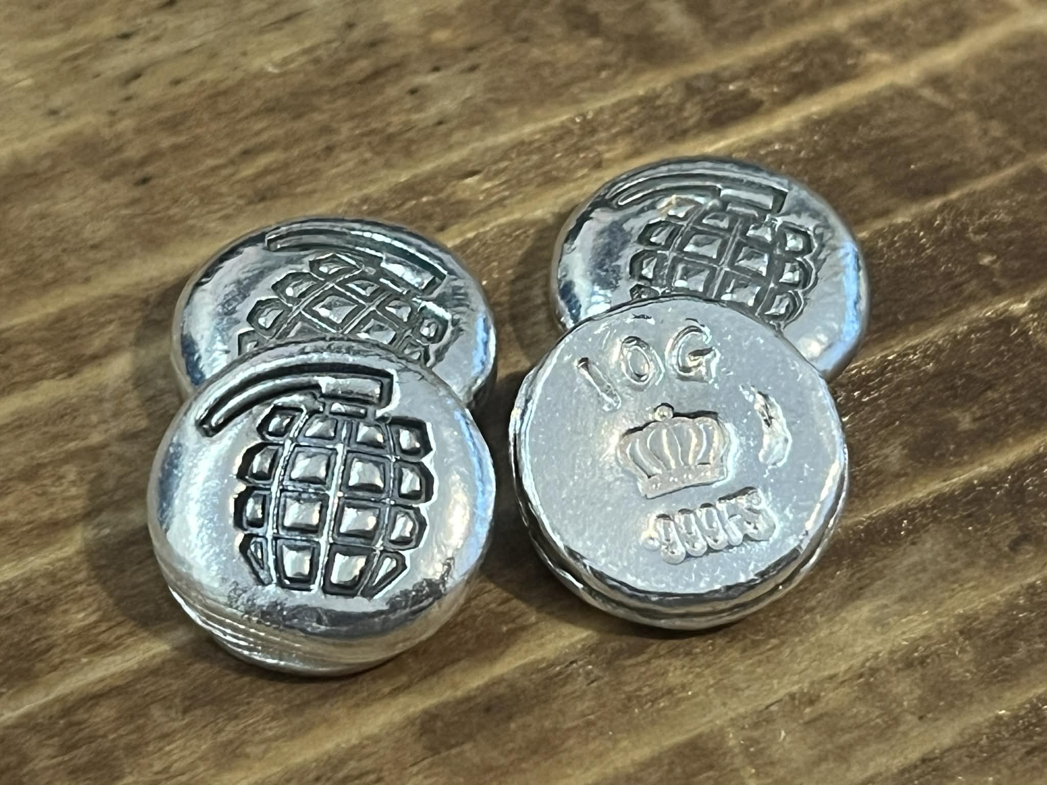 10g 999 Fine Silver 'Grenade' Silver Round Novelty Collectable Investment Silver