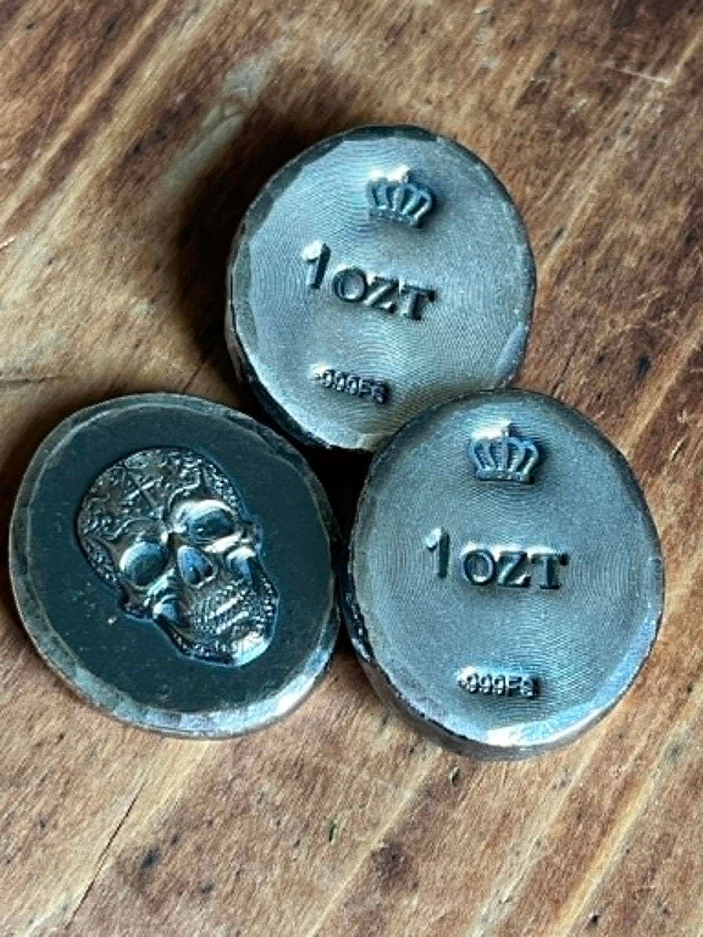 999 Fine Silver 1ozt Hand poured Baroque Style Skull