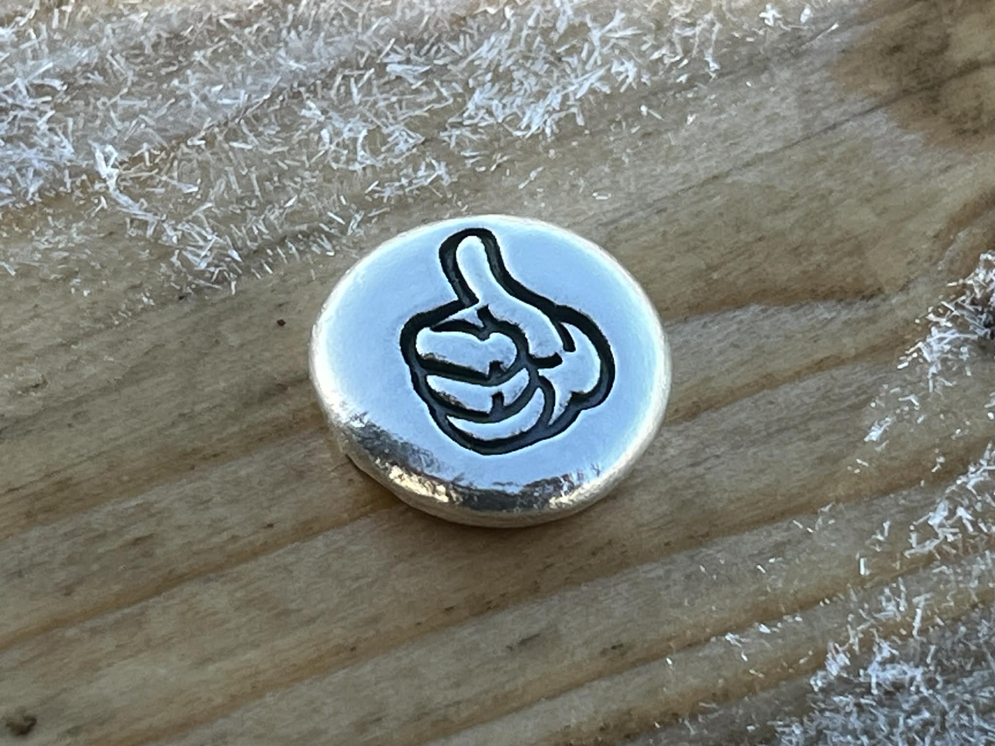 10g 999 Fine Silver 'Thumbs Up' Emoji Collectable Investment Silver Round