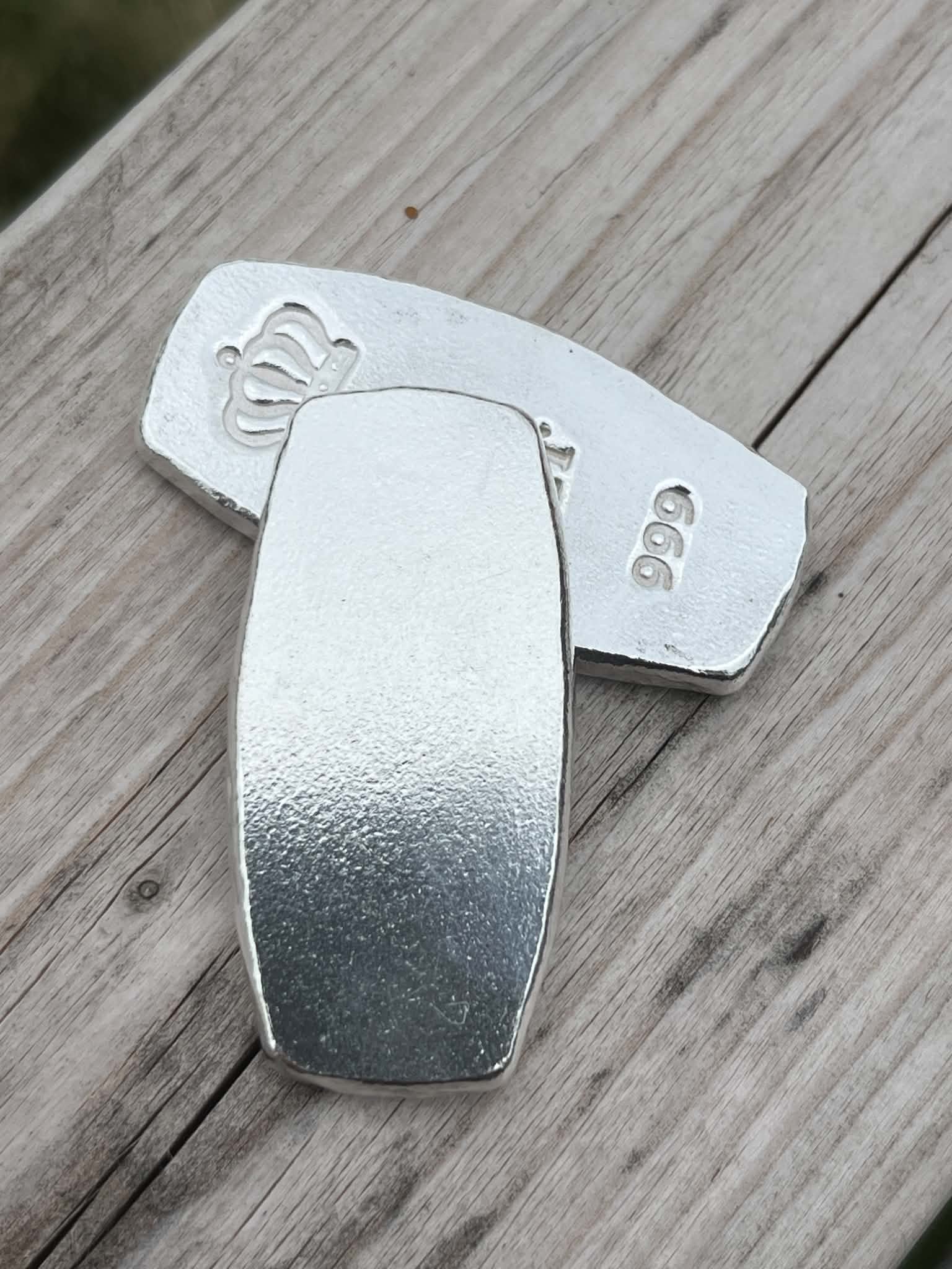 999 Fine Silver 1ozt Flat Bar NEW Mottled Effect Texture, collectable investment