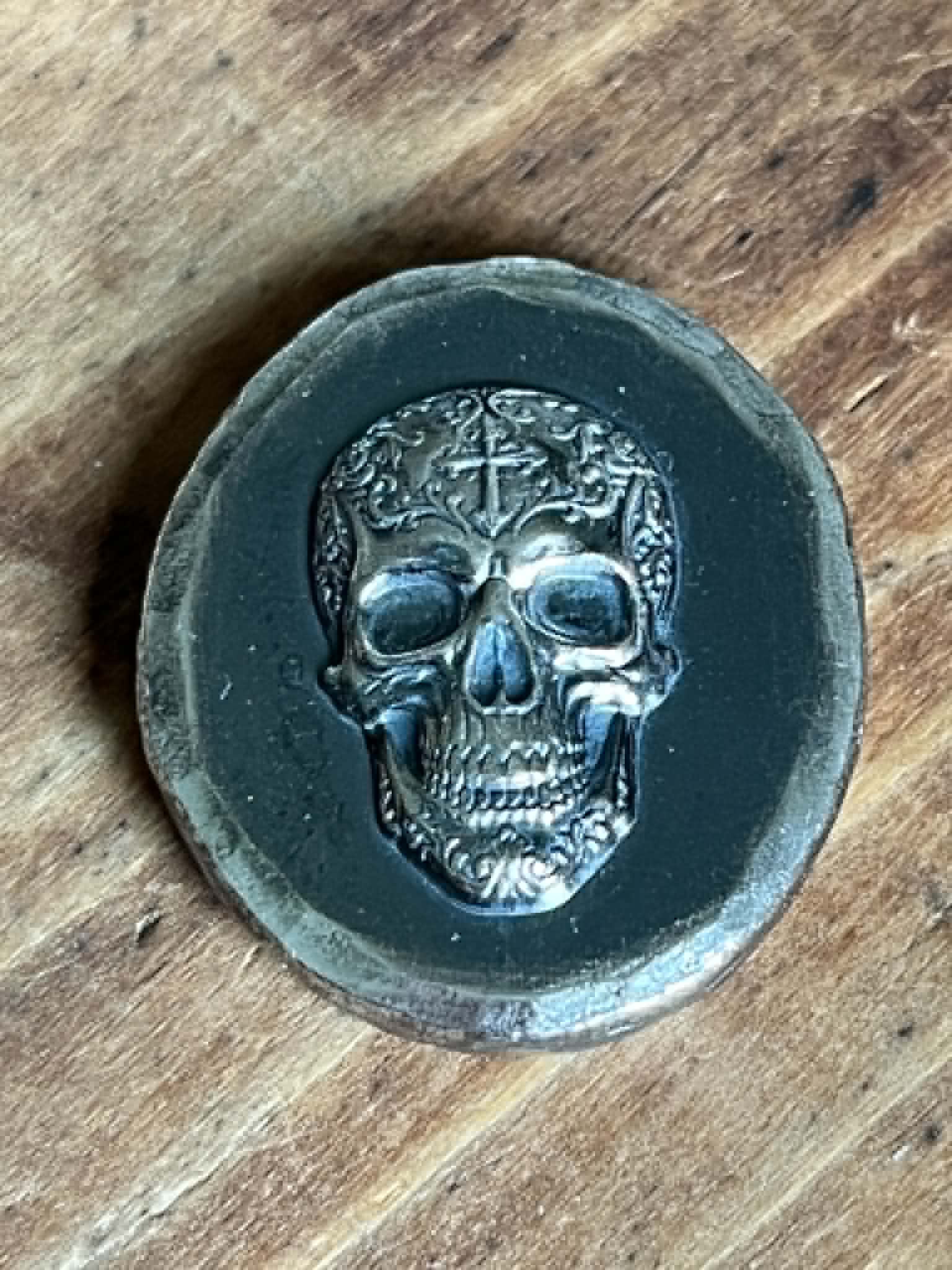 999 Fine Silver 1ozt Hand poured Baroque Style Skull