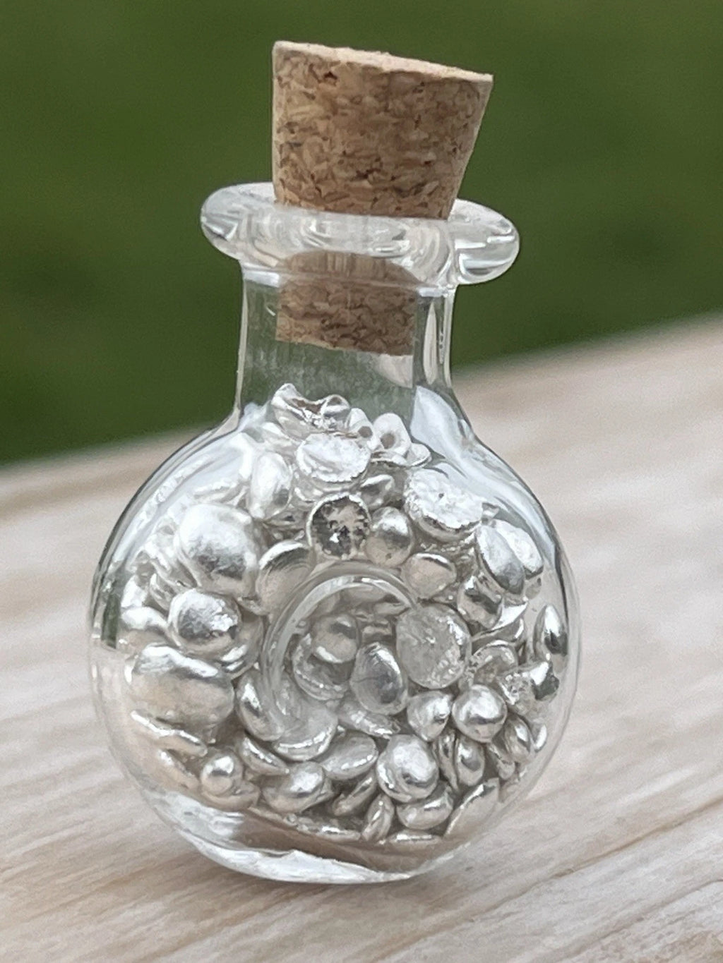 10g 999 Fine silver, Fine Silver Casting Grain In A Small Glass Bottle
